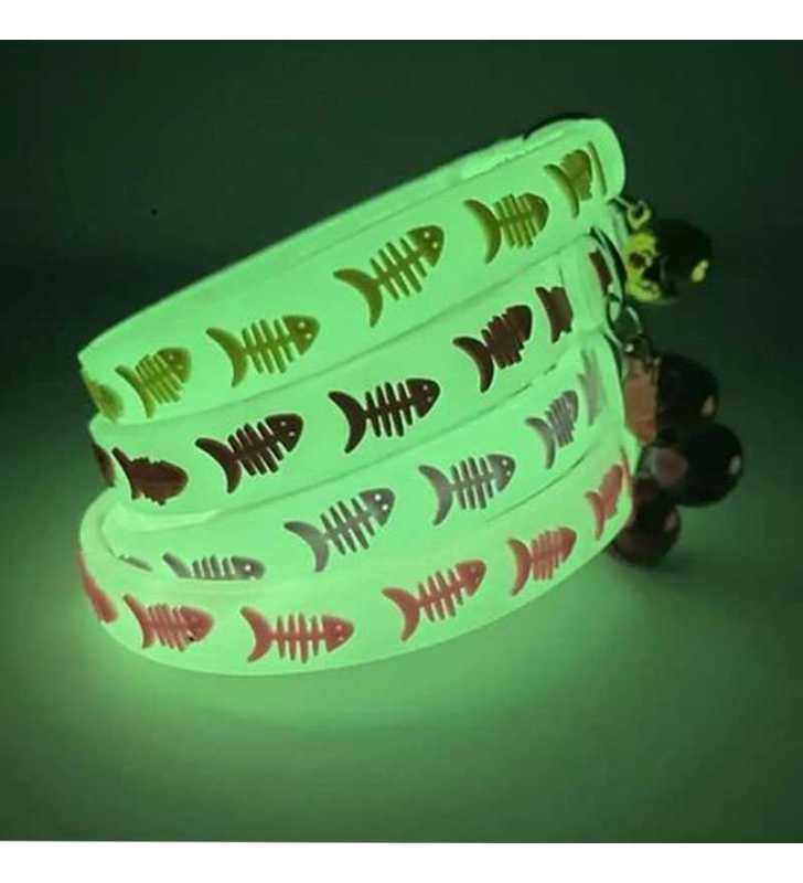 Collier en silicone lumineux réglable rose  pour chat avec clochette