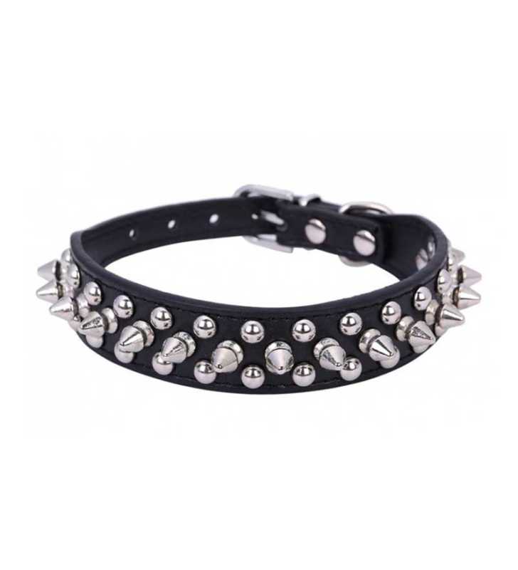 Collier en Cuir Avec des pointes Pour Chien 56 cm - M Collier en Cuir Avec des pointes Pour Chien 56 cm - M